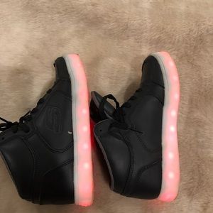 Sketchers light up.Excellent condition